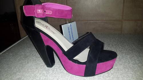 Skaloni Heel - Black and Fuschia heel Size 4